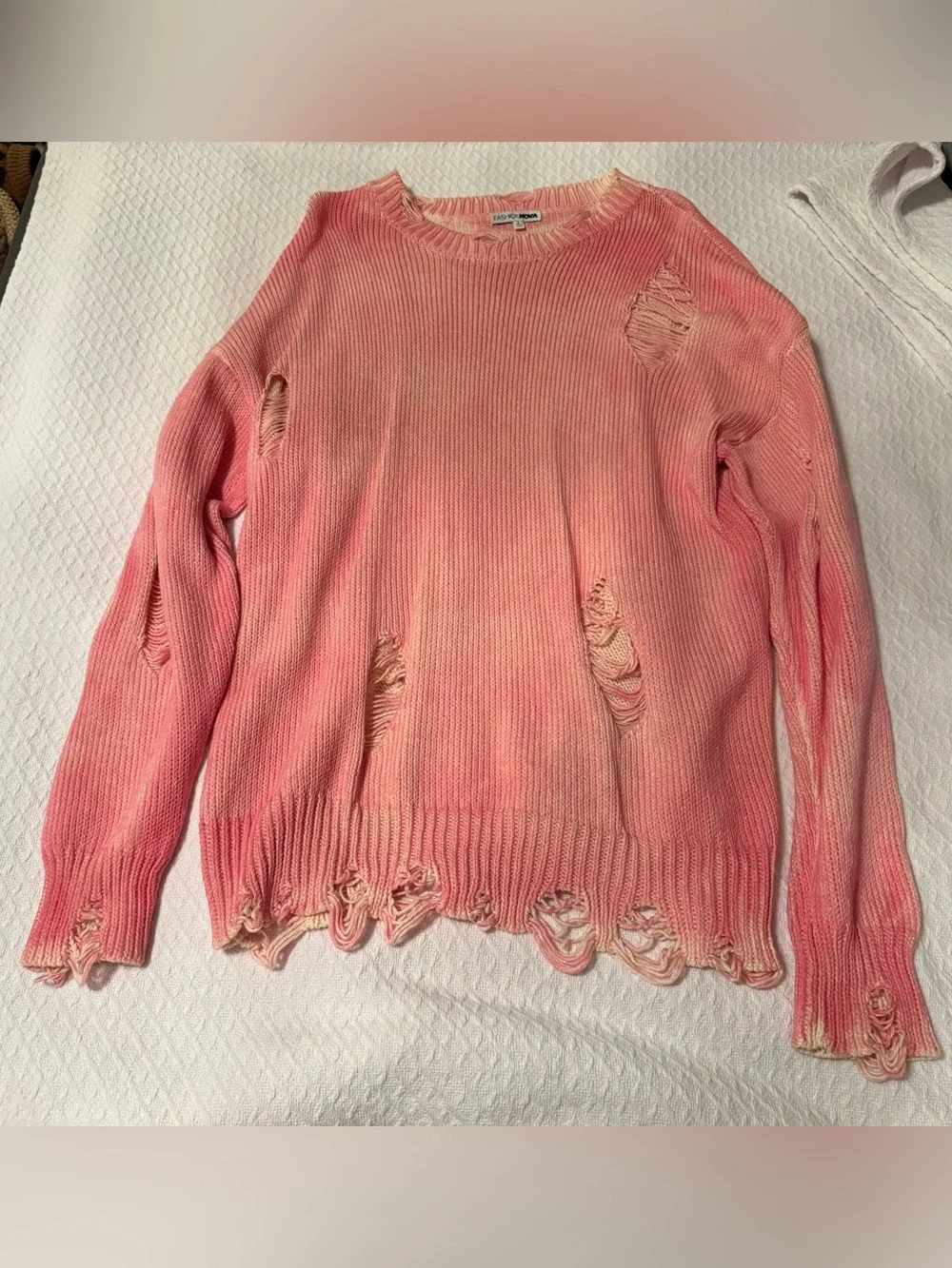 Fashion Nova Pink Distressed oversized Crewneck Sweater - Picture 1 of 4